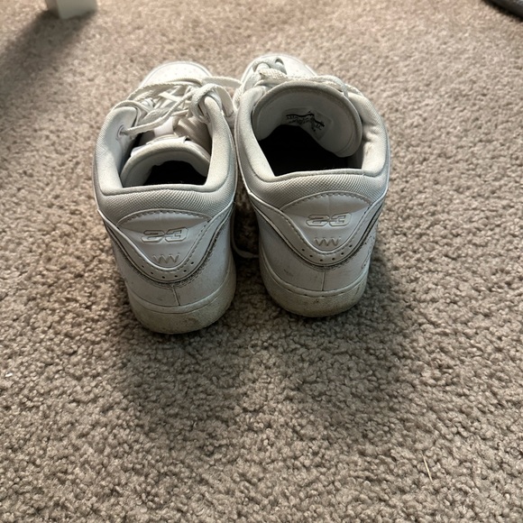 Jordan Kids White Sneakers - Picture 4 of 4